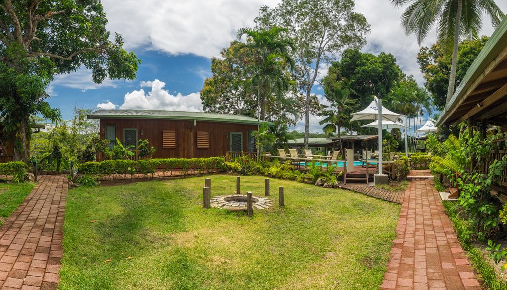 Tufi Resort ภายนอก รูปภาพ